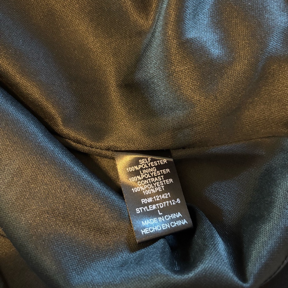 Must bundle New dress size large - Picture 5 of 5